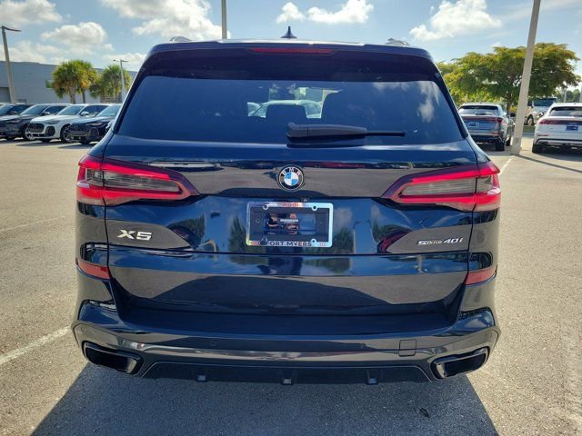 Used 2021 BMW X5 sDrive40i w/ M Sport Package RWD image 6