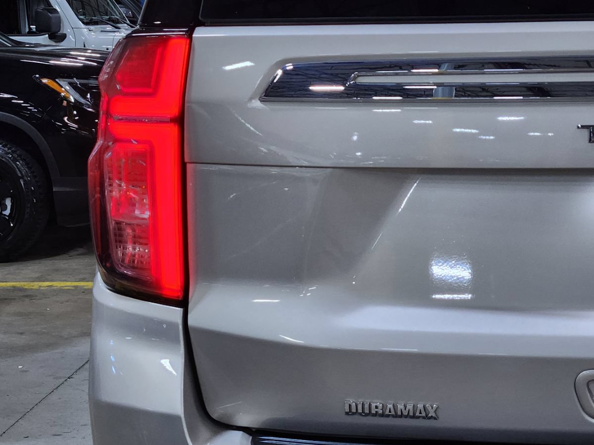 Used 2023 Chevrolet Tahoe LT w/ Luxury Package AWD/4WD image 20