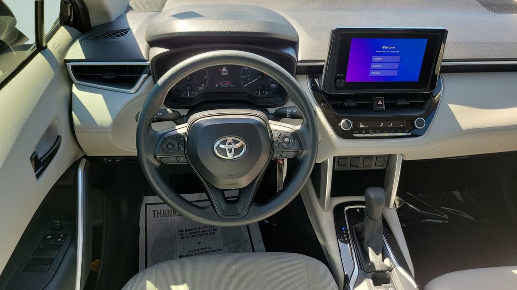 Certified 2024 Toyota Corolla Cross L image 15