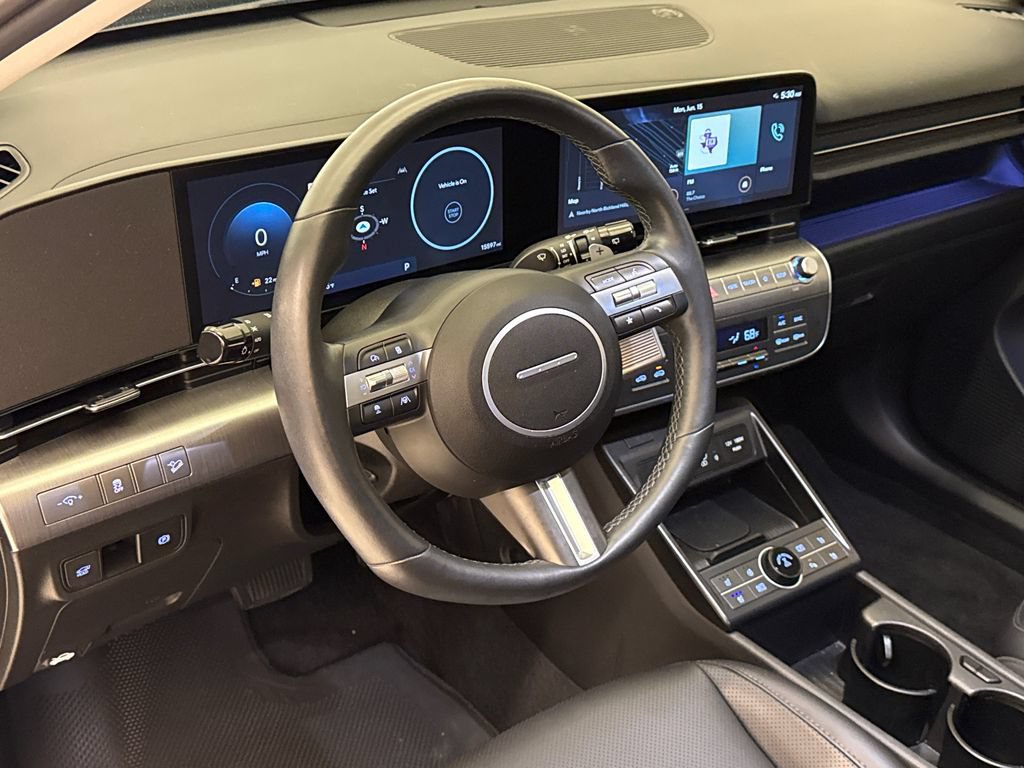 Used 2025 Hyundai Kona Limited AWD/4WD image 20