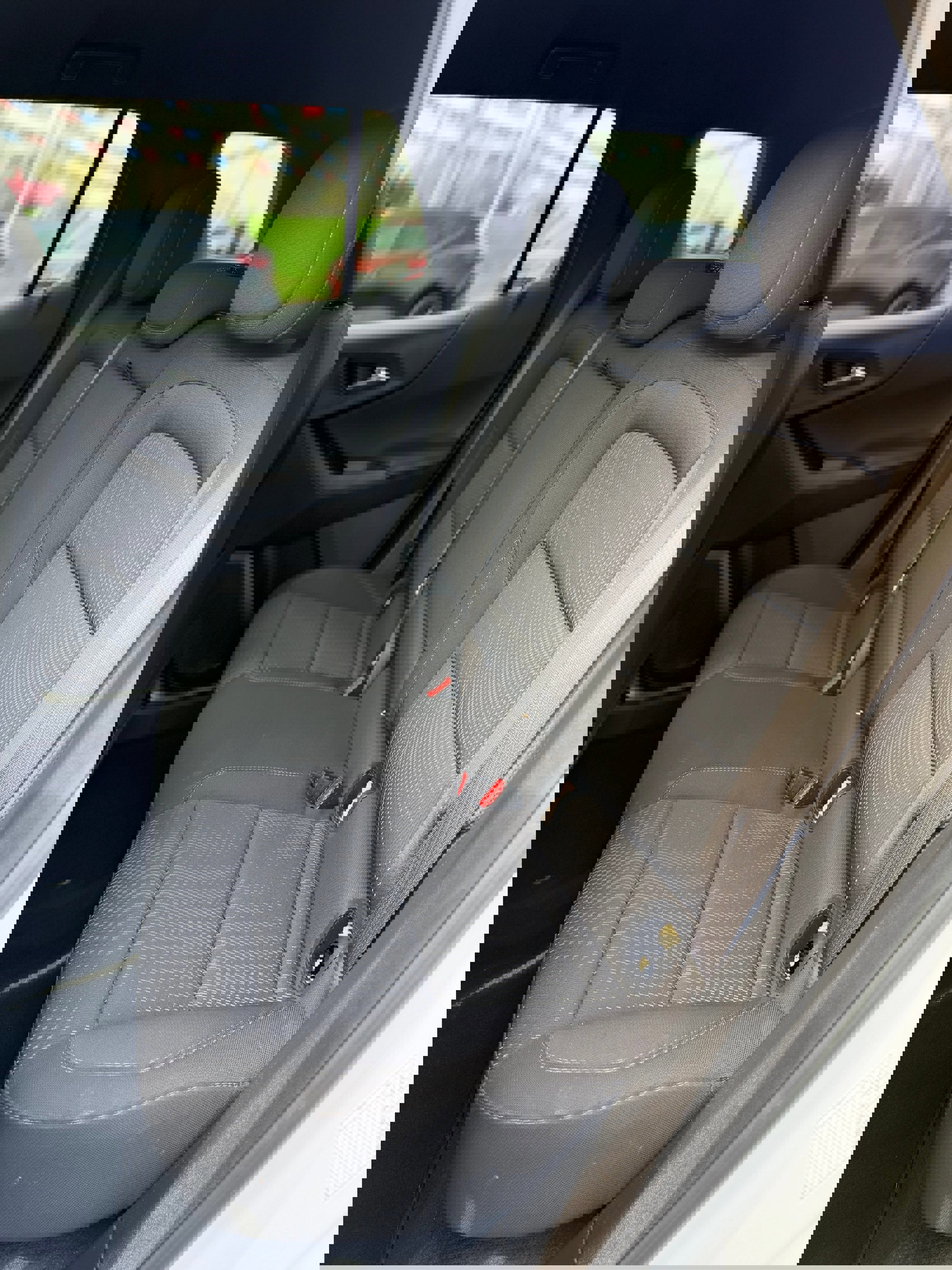 Used 2025 Chevrolet Equinox LT image 10