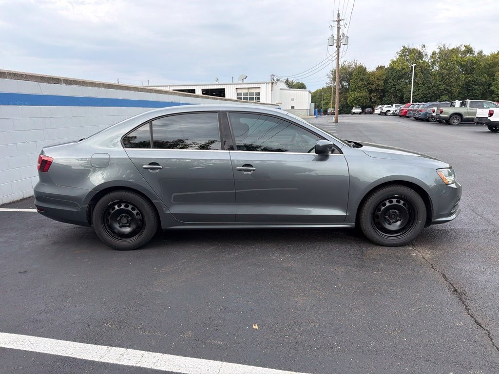 Used 2017 Volkswagen Jetta S w/ Jetta S Cold Weather Package FWD image 6