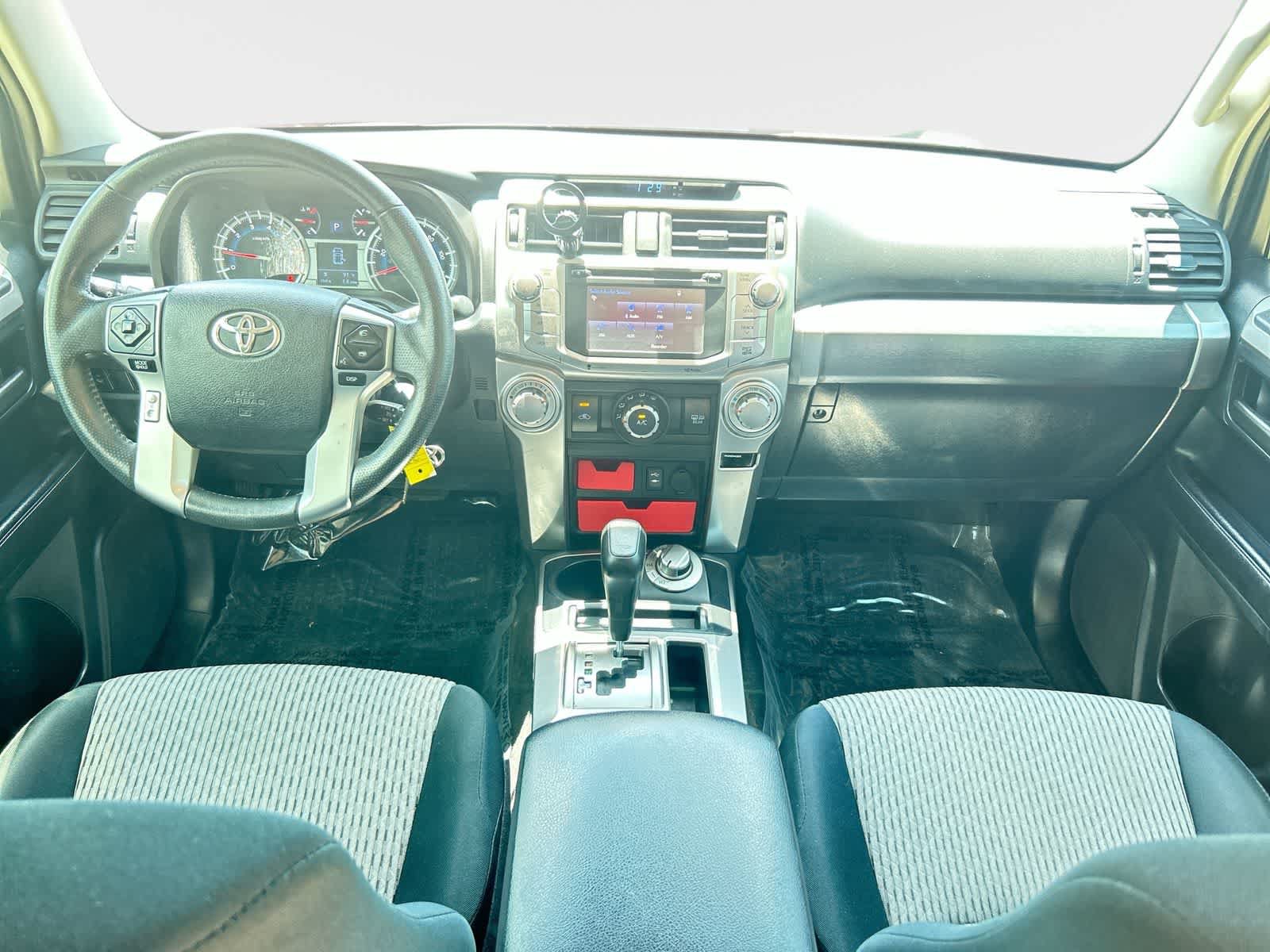 Used 2015 Toyota 4Runner SR5 AWD/4WD image 15