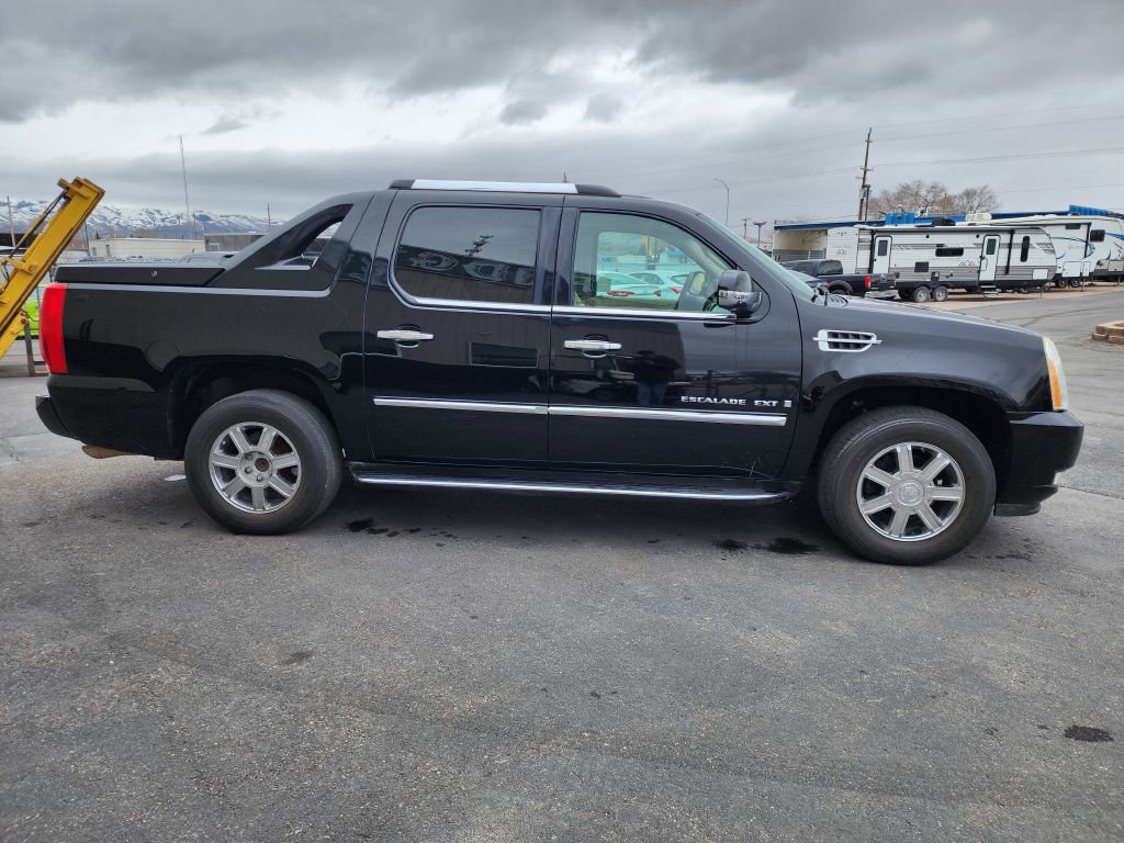Used 2007 Cadillac Escalade EXT AWD/4WD image 4