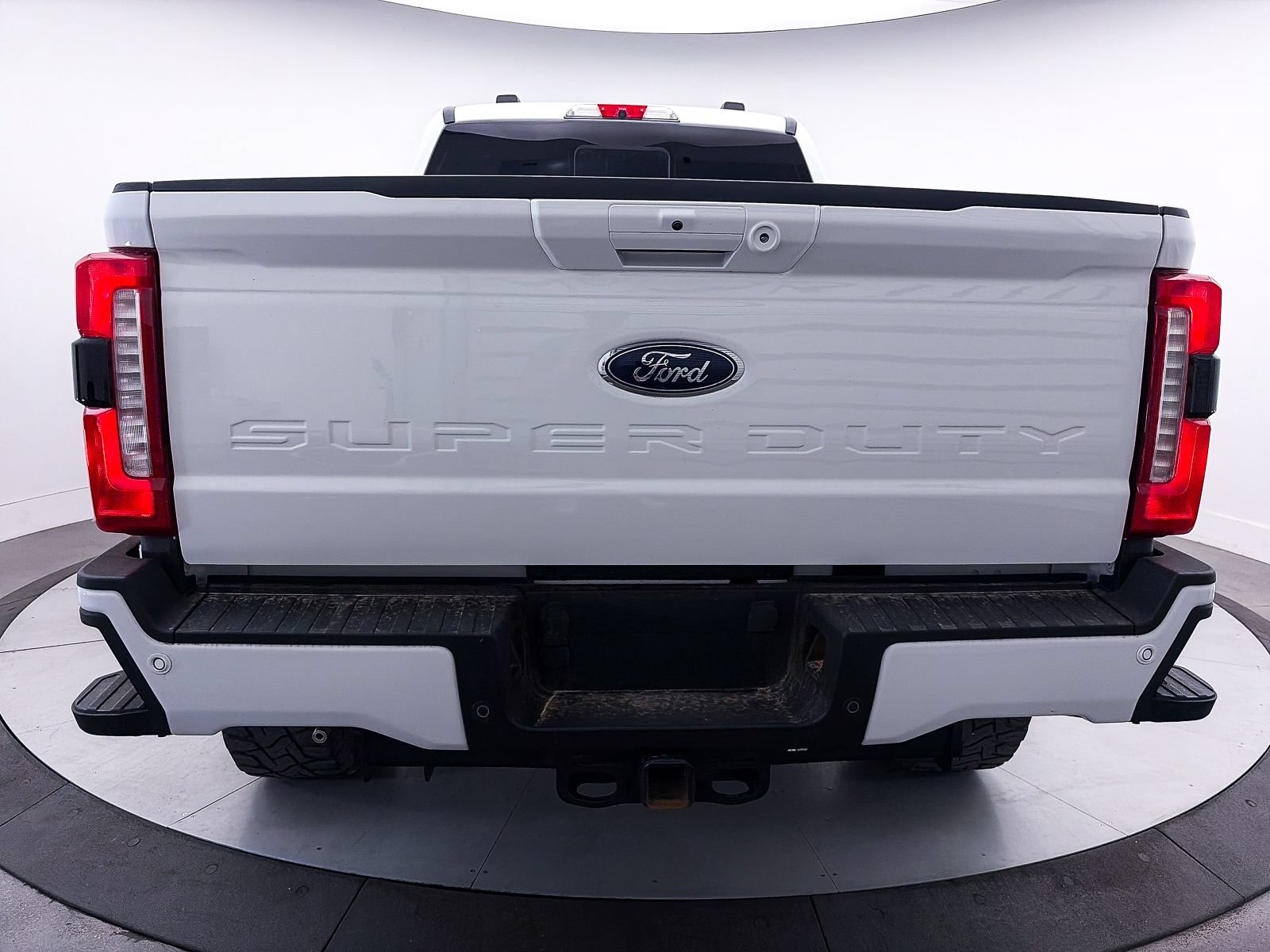 Used 2023 Ford F250 Lariat w/ Lariat Ultimate Package AWD/4WD image 19