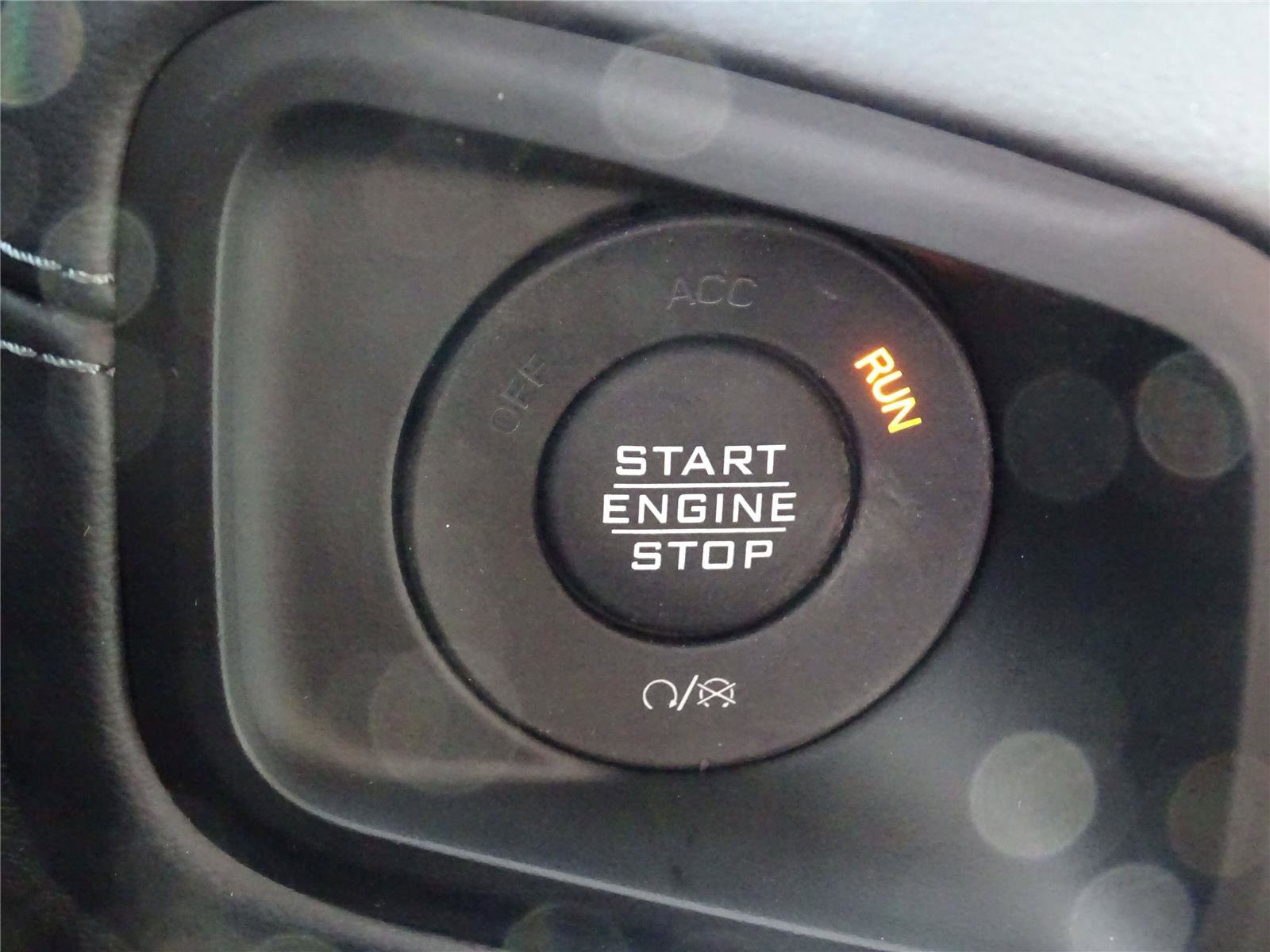 New 2025 Jeep Wrangler Sahara w/ Safety Group image 29