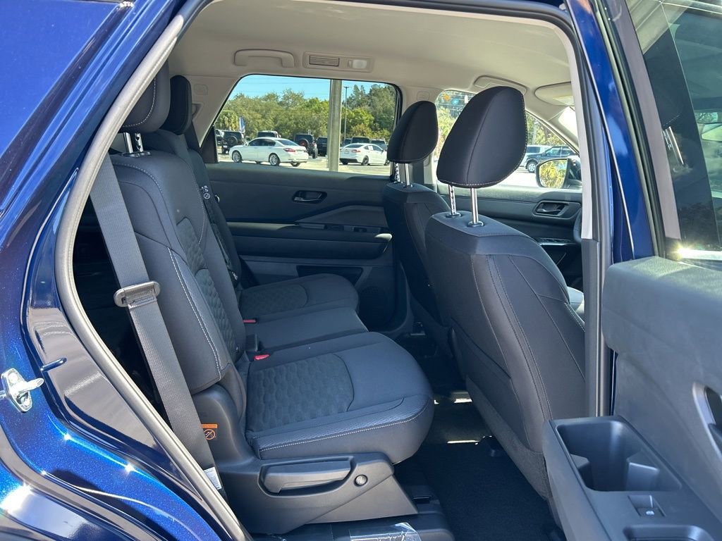 New 2026 Nissan Pathfinder SV image 45