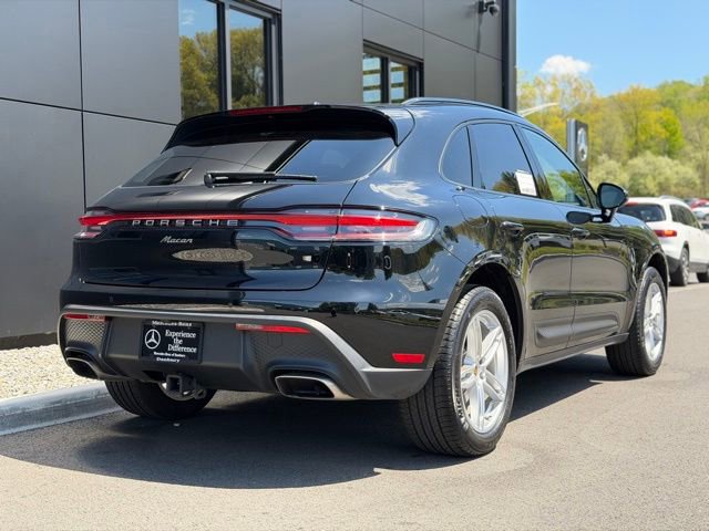 Used 2025 Porsche Macan AWD/4WD image 7