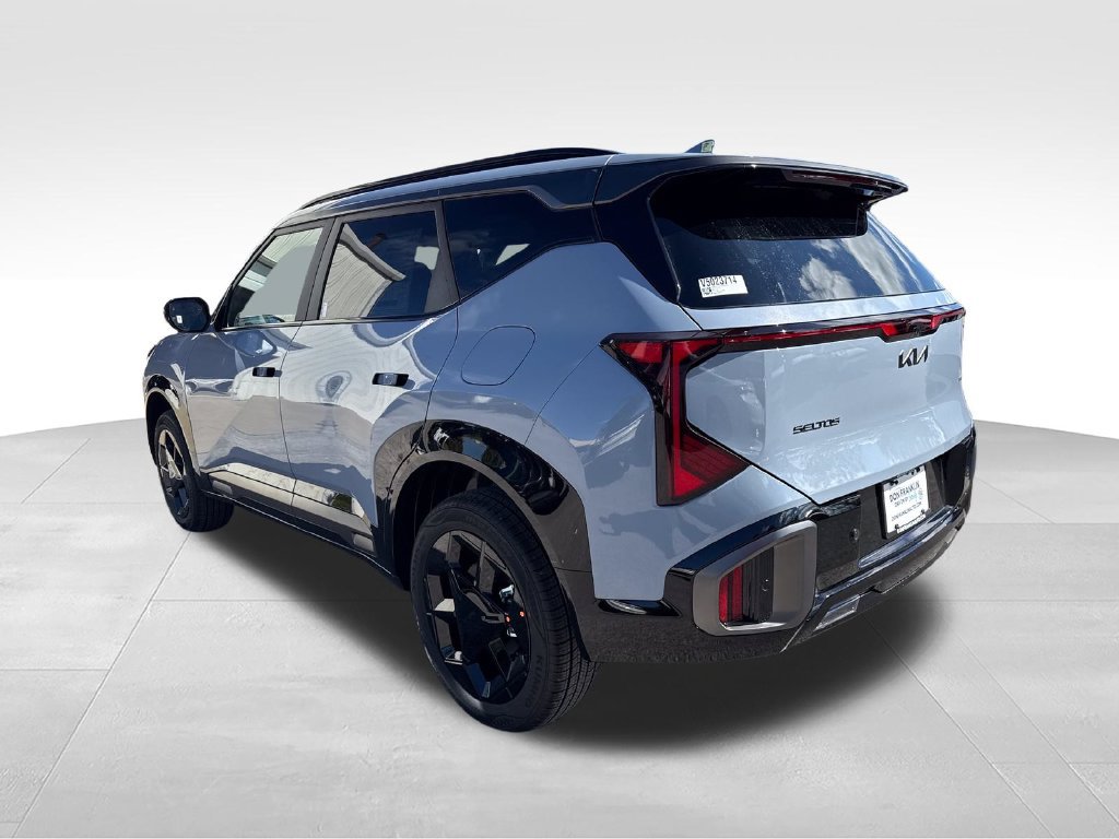 New 2027 Kia Seltos X-Line S w/ X-Line S Premium Package AWD/4WD image 3