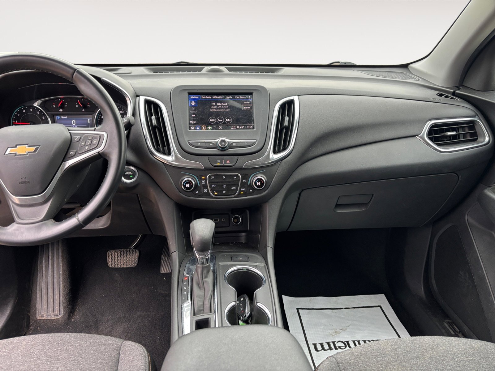 Used 2023 Chevrolet Equinox LT FWD image 11