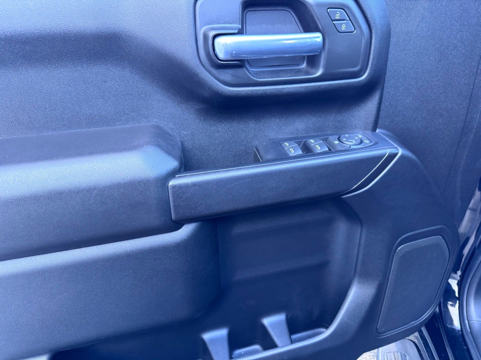 Used 2024 GMC Sierra 1500 Pro w/ Graphite Edition image 19