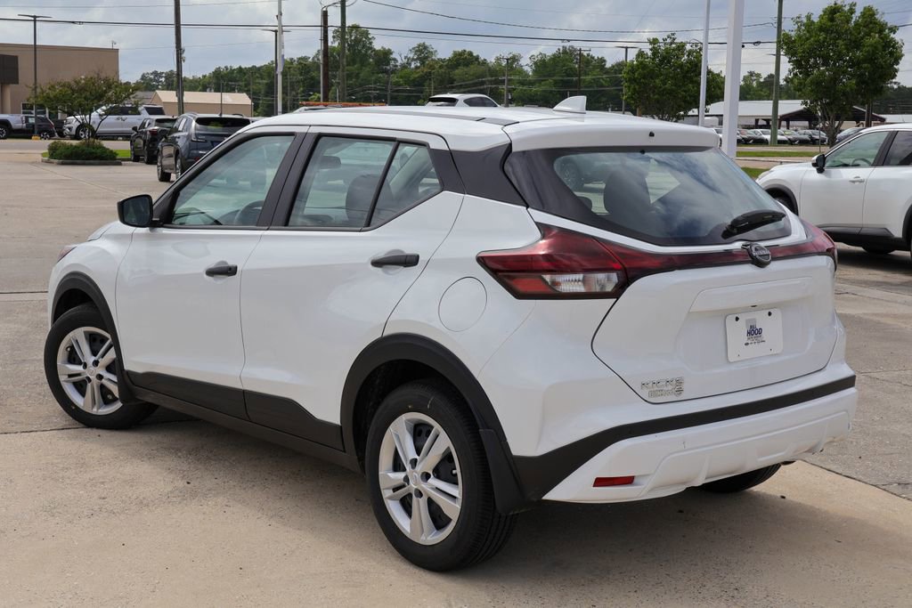 Certified 2025 Nissan Kicks Play S FWD image 2