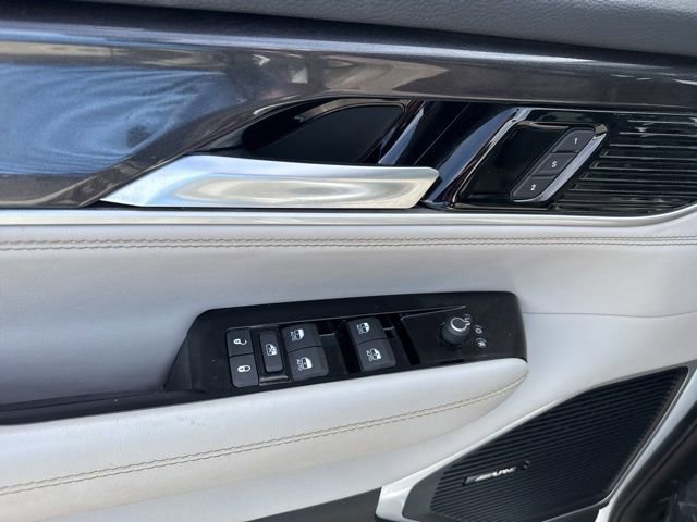 Used 2024 Jeep Wagoneer 4WD w/ Premium Group I image 9