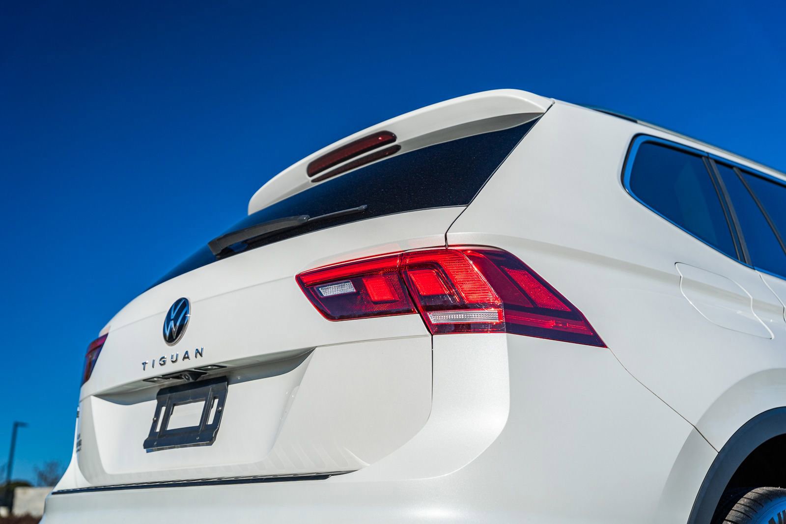 Used 2023 Volkswagen Tiguan SE image 14