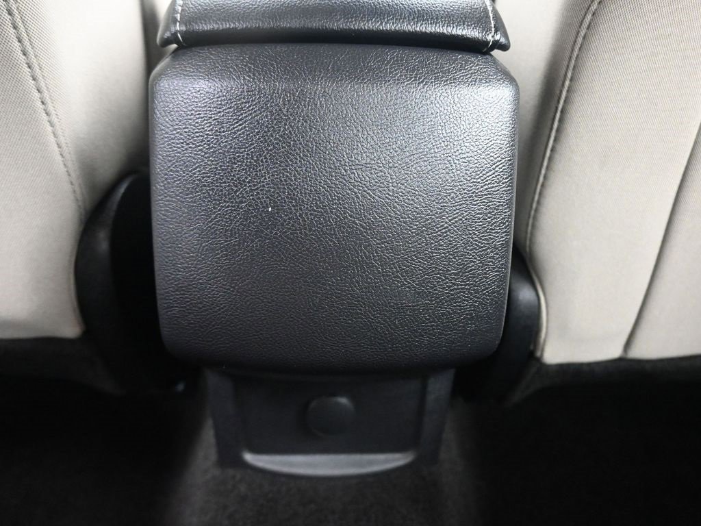 Used 2018 Ford Fusion S image 30