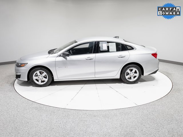 Used 2020 Chevrolet Malibu LS image 29