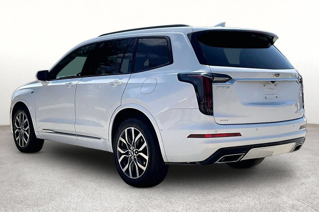 Used 2024 Cadillac XT6 Sport w/ Platinum Package AWD/4WD image 14