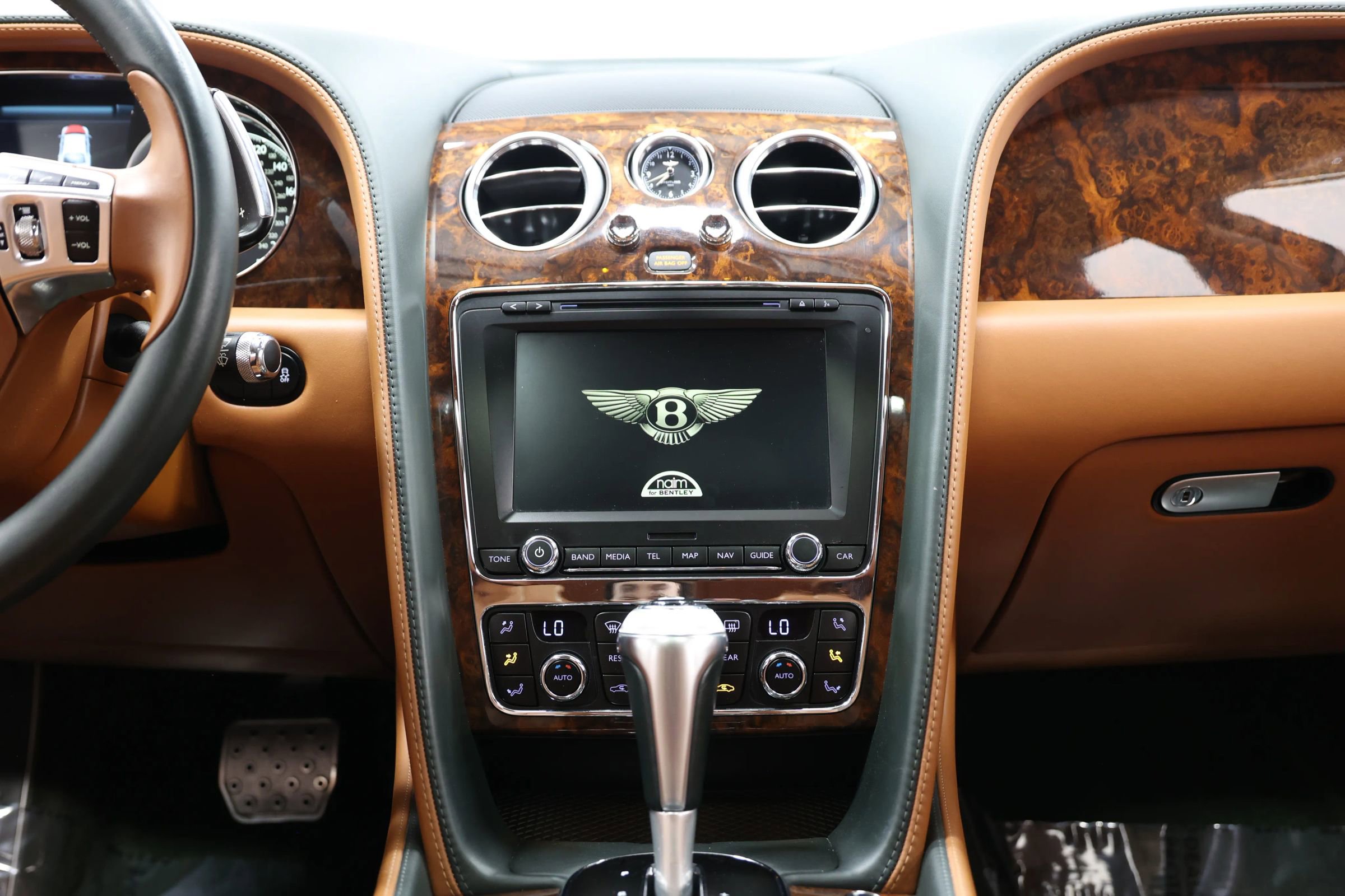 Used 2016 Bentley Flying Spur W12 AWD/4WD image 29