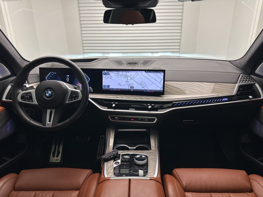 Used 2023 BMW X7 M60i w/ Executive Package image 19