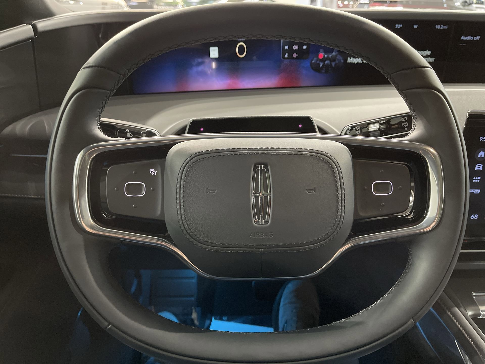 New 2024 Lincoln Nautilus Reserve w/ Equipment Group 202A image 18