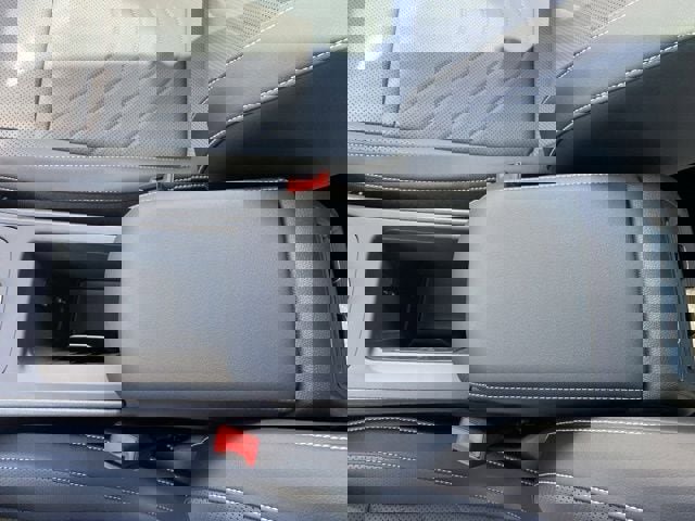 New 2025 Volkswagen Tiguan SE image 38