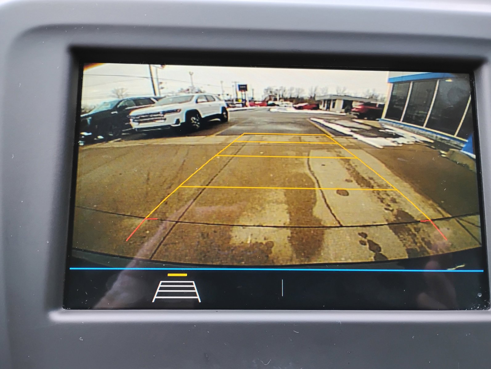 Used 2019 Chevrolet Equinox LS image 5