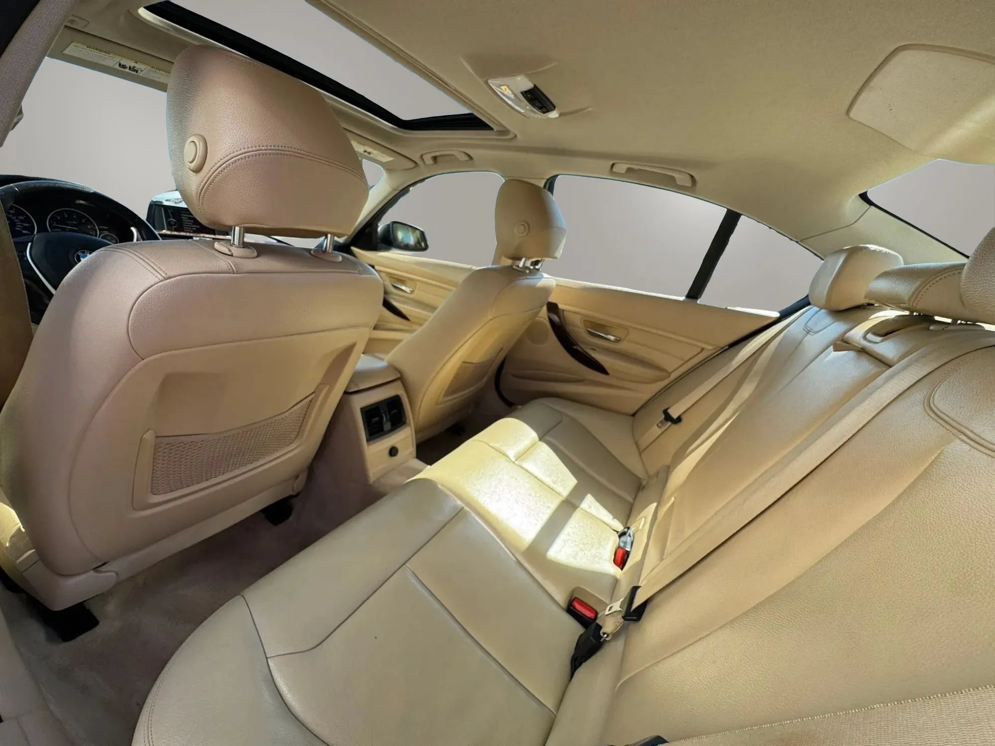 Used 2014 BMW 328i Sedan RWD image 12