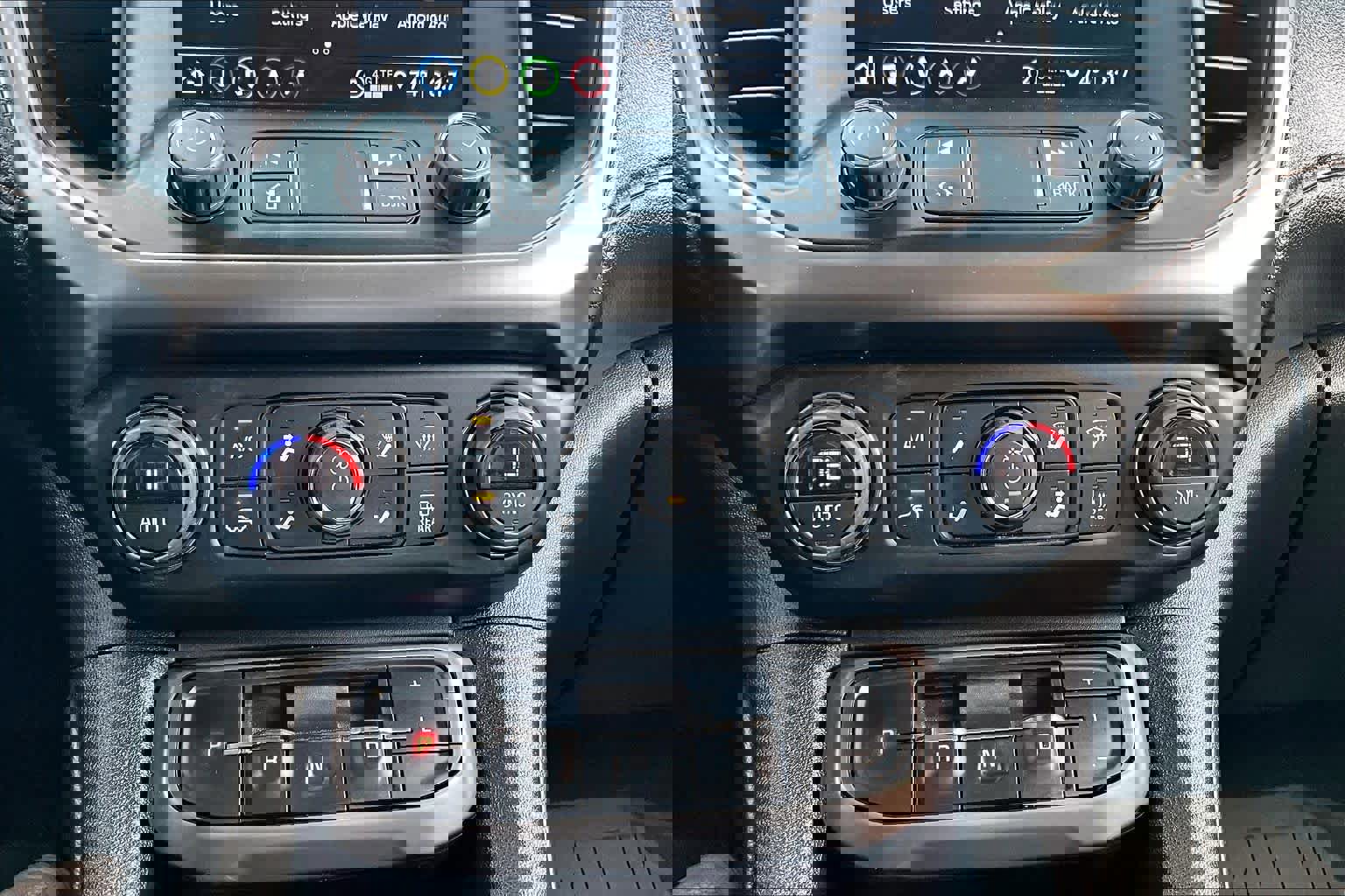 Used 2023 GMC Acadia AT4 w/ Technology Package image 34