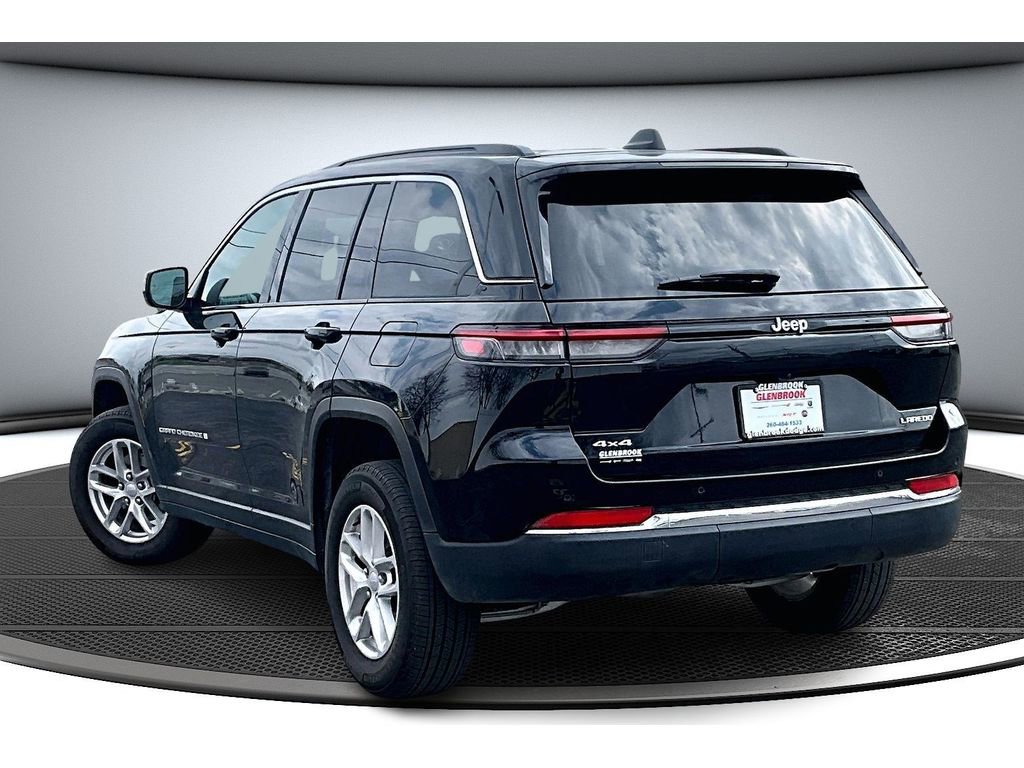 Used 2024 Jeep Grand Cherokee Laredo X w/ Luxury Tech Group I image 2