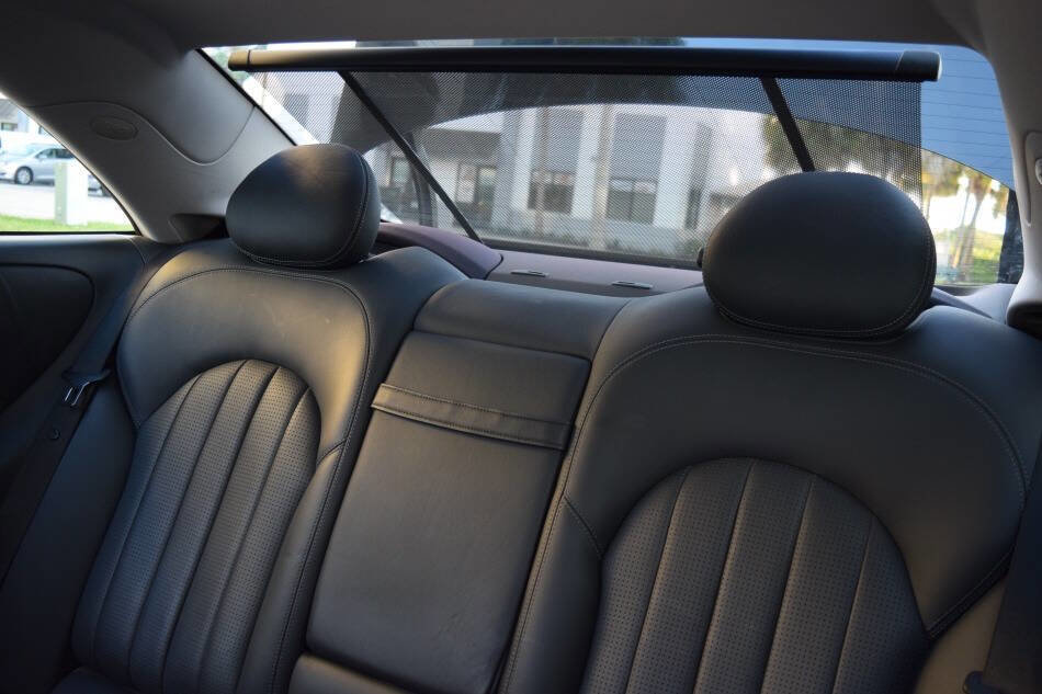 Used 2003 Mercedes-Benz CLK 55 AMG Coupe image 49