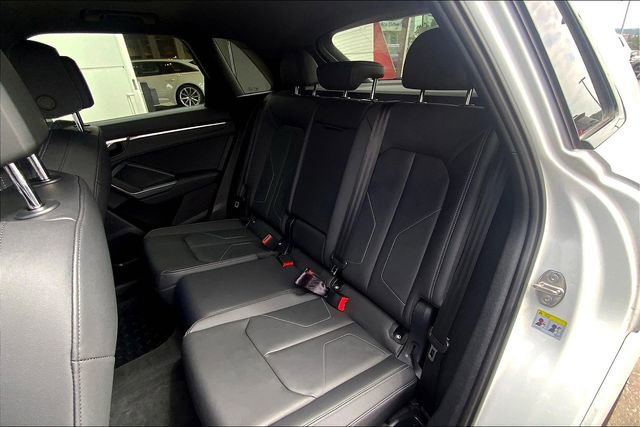 Certified 2024 Audi Q3 2.0T Premium image 18