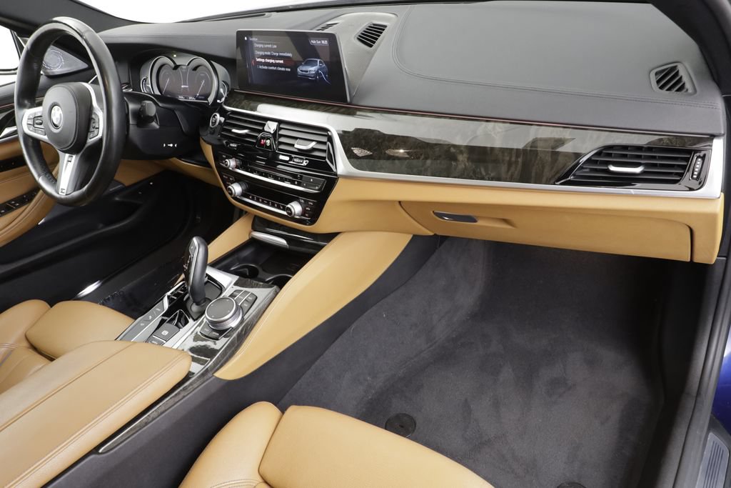Used 2018 BMW 530e xDrive AWD/4WD image 24