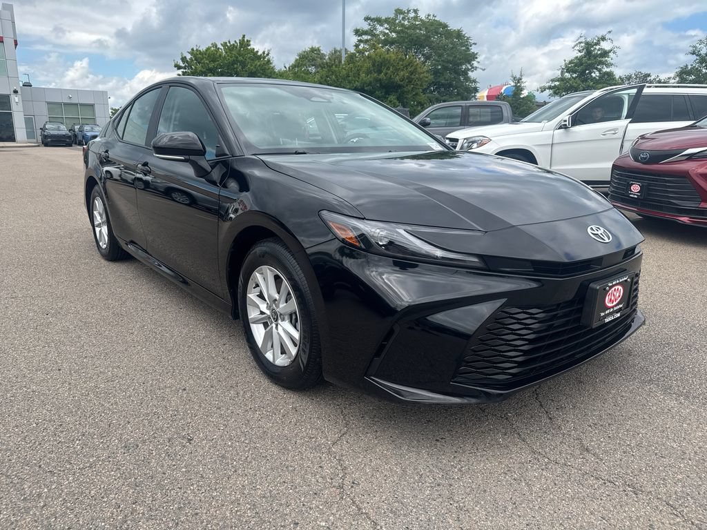 Used 2025 Toyota Camry LE w/ Convenience Package AWD/4WD image 9