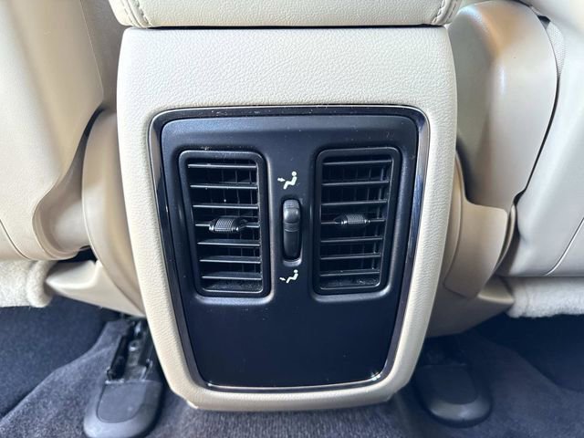 Used 2015 Jeep Grand Cherokee Laredo w/ Quick Order Package 23E image 31