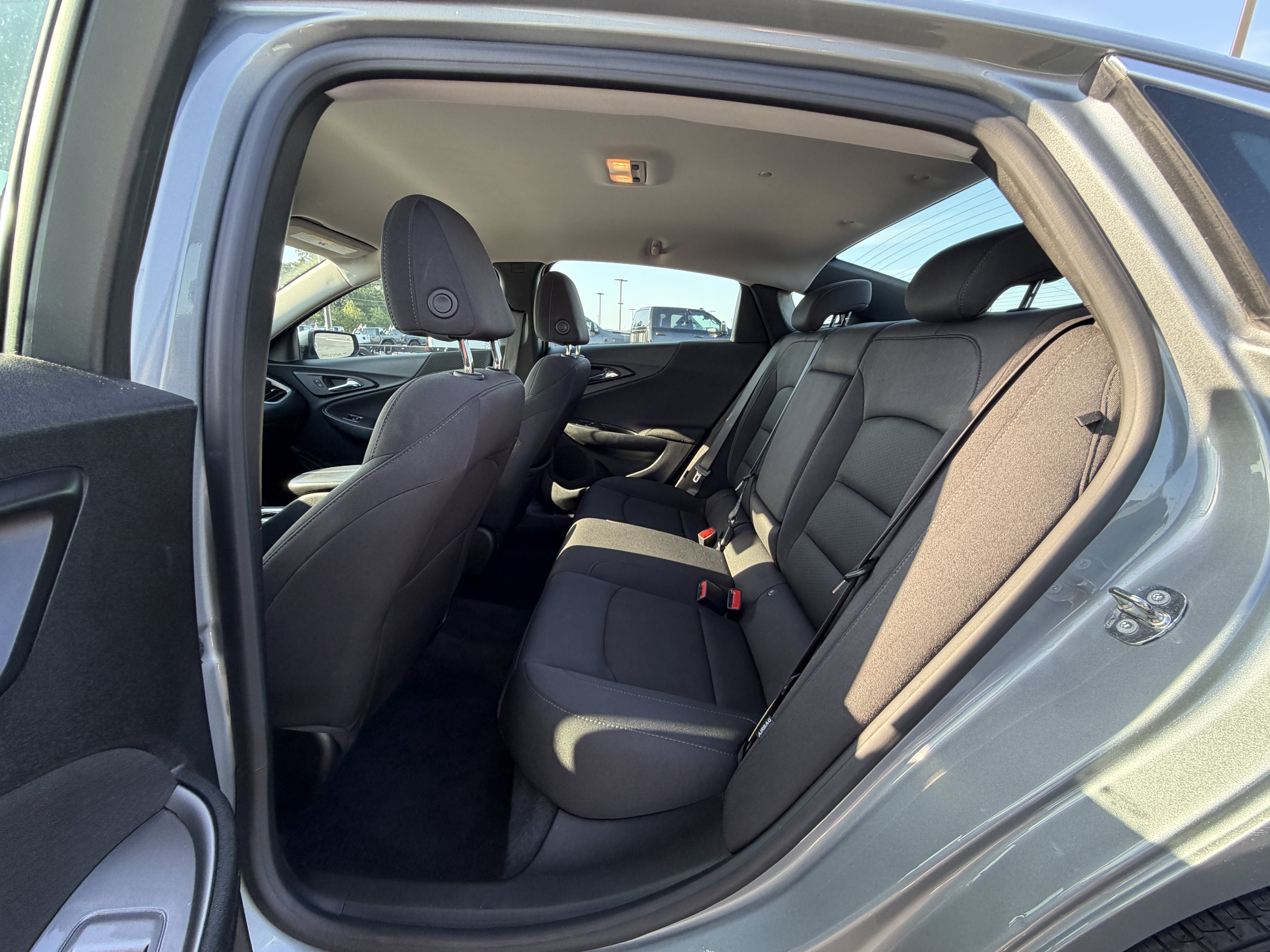 Used 2024 Chevrolet Malibu LT FWD image 8