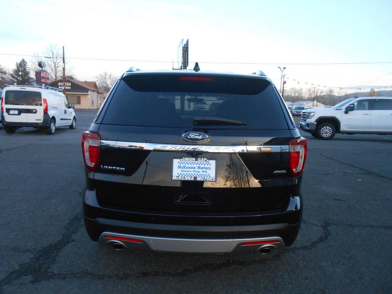 Used 2016 Ford Explorer Limited image 8