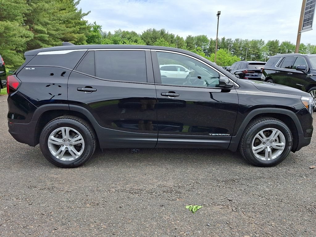 Certified 2023 GMC Terrain SLE AWD/4WD image 7