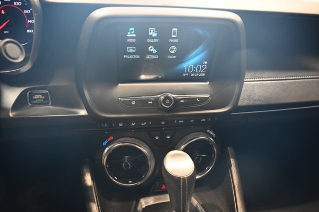 Used 2016 Chevrolet Camaro LT RWD image 15