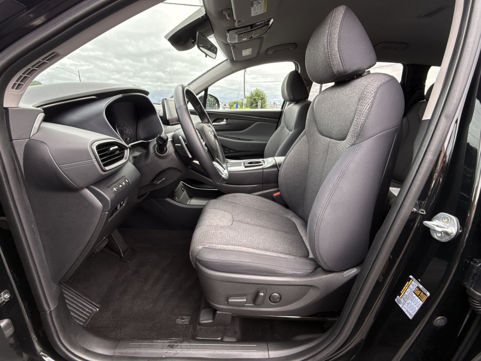 Certified 2023 Hyundai Santa Fe SEL AWD/4WD image 13