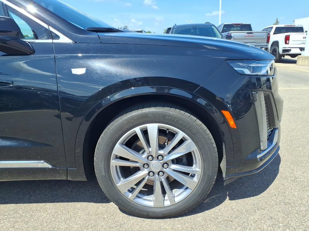 Used 2024 Cadillac XT6 Premium Luxury w/ LPO, Floor Liner Package FWD image 26