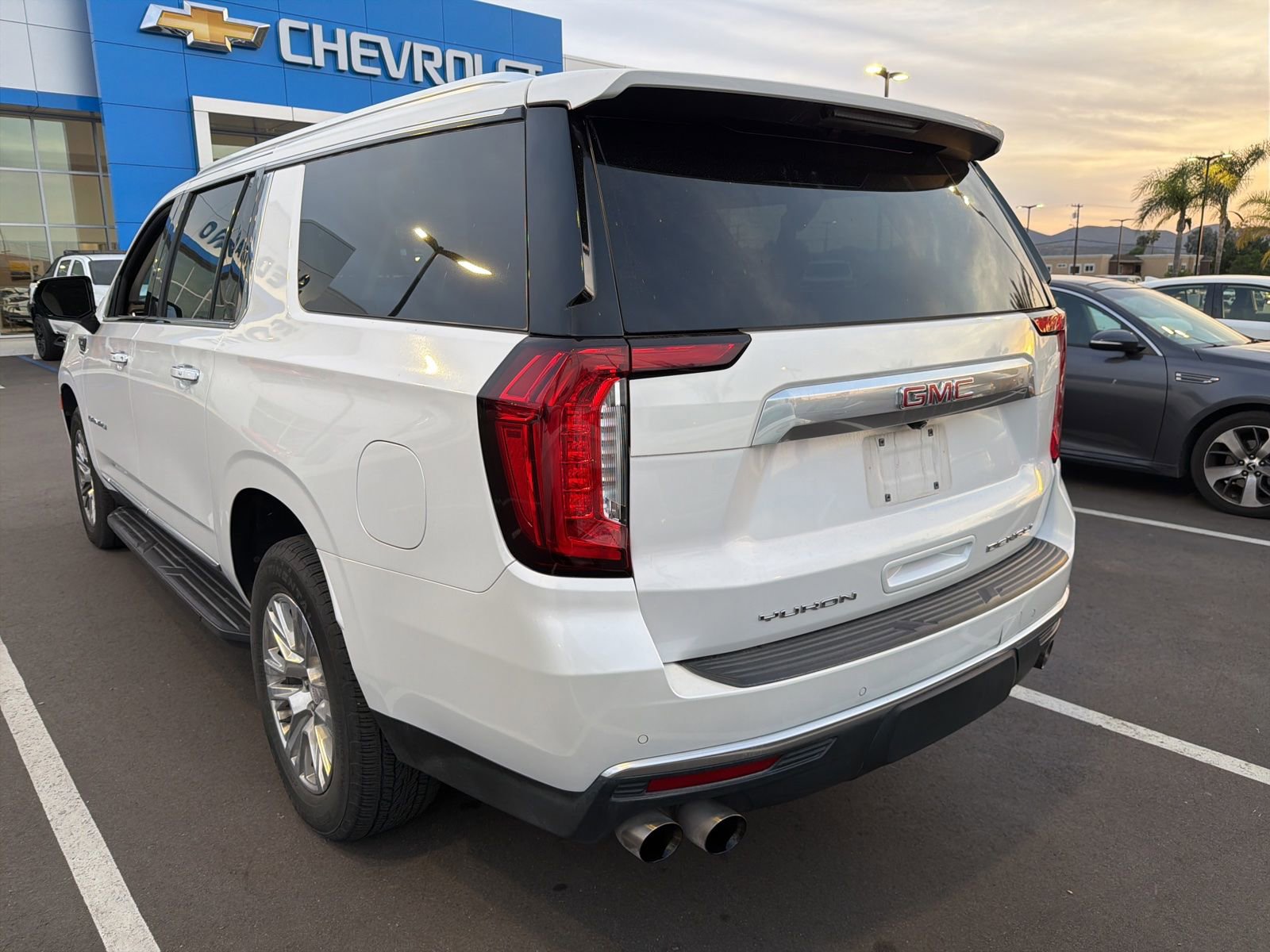 Used 2023 GMC Yukon XL Denali image 19