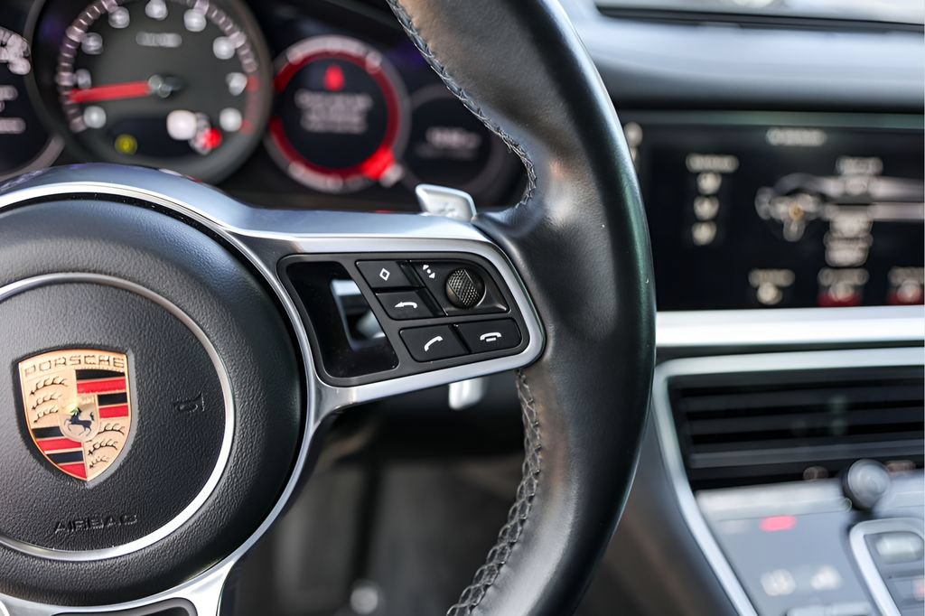 Used 2017 Porsche Panamera 4 AWD/4WD image 16