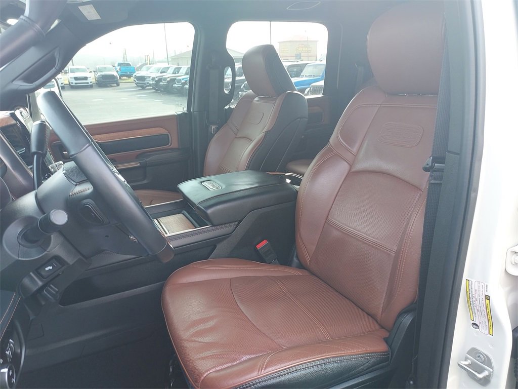 Used 2024 RAM 2500 Limited image 17