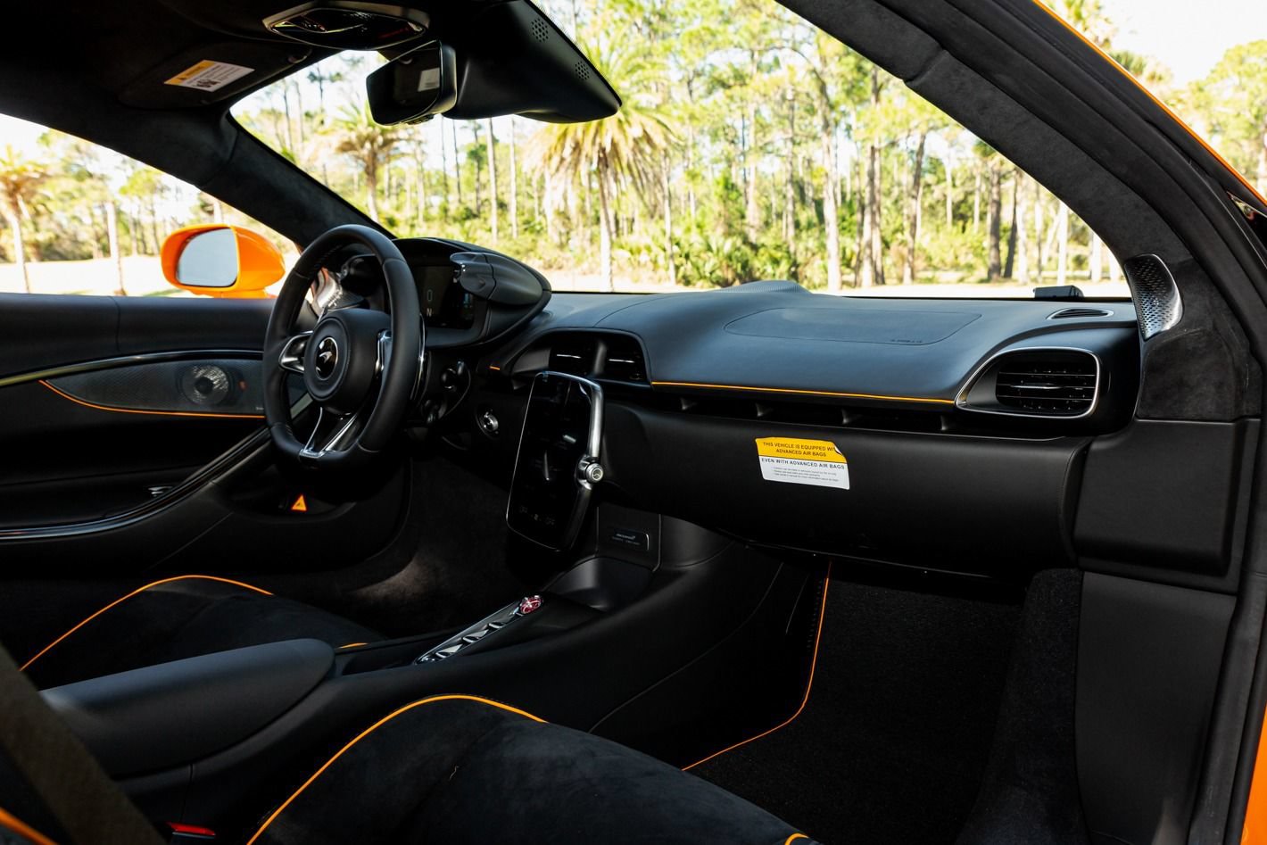 Used 2024 McLaren Artura RWD image 71