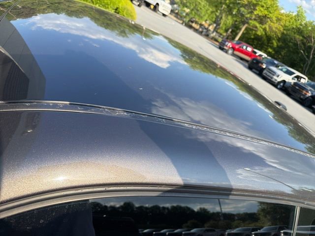 Used 2020 Dodge Challenger SXT RWD image 10