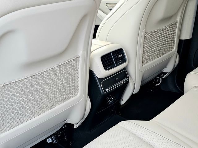 Used 2022 Mercedes-Benz GLS 450 4MATIC image 28