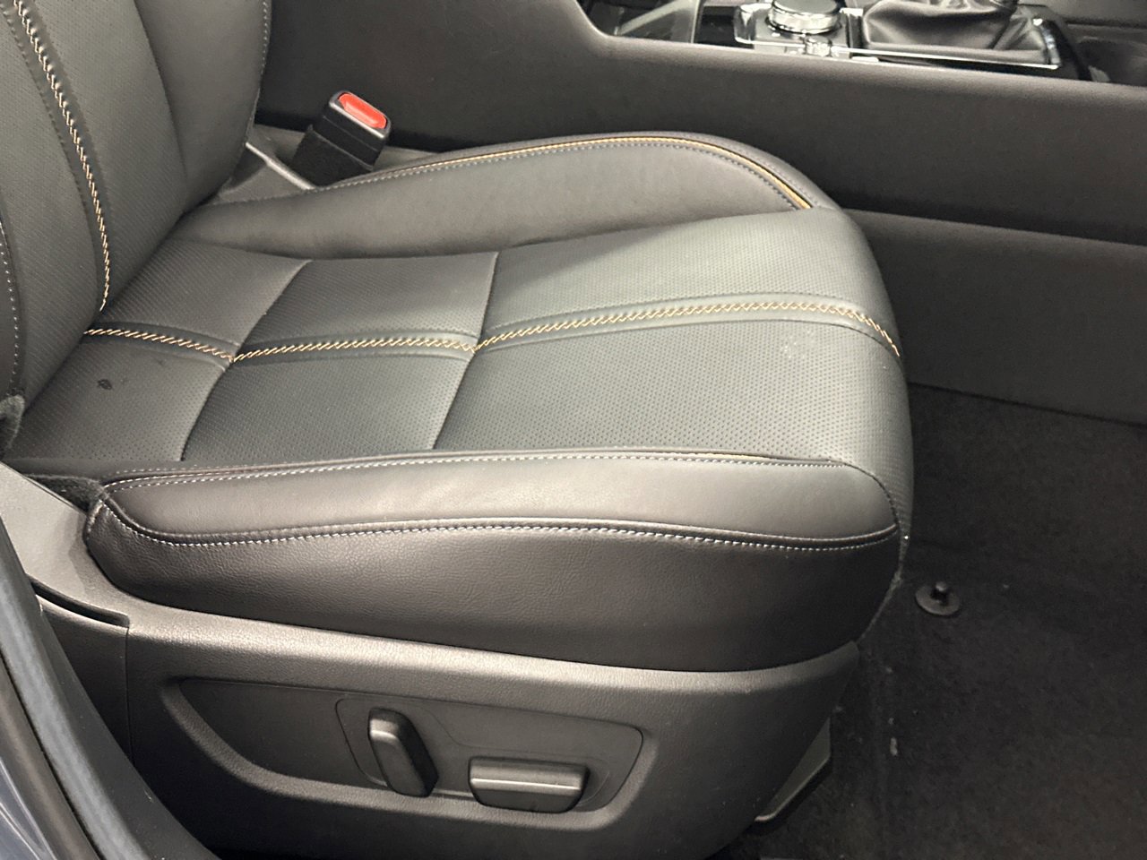 Certified 2025 MAZDA CX-50 AWD 2.5 S w/ Weather Package image 12