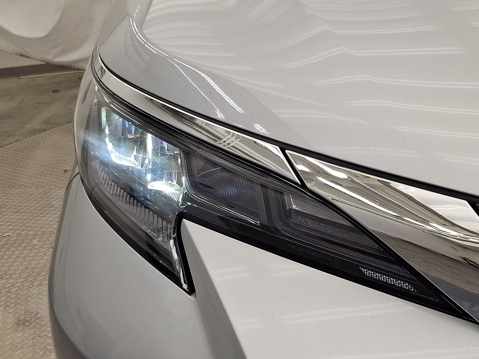Certified 2024 Toyota Sienna XLE AWD/4WD image 23