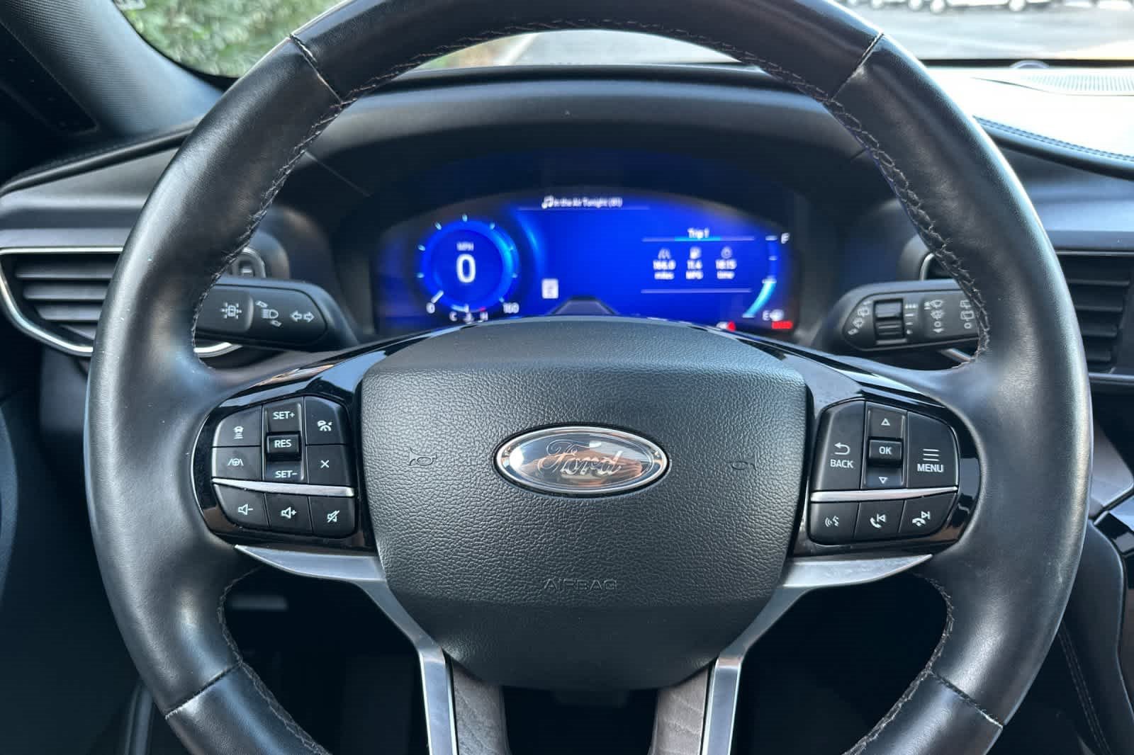 Certified 2023 Ford Explorer Platinum w/ Technology Package image 26