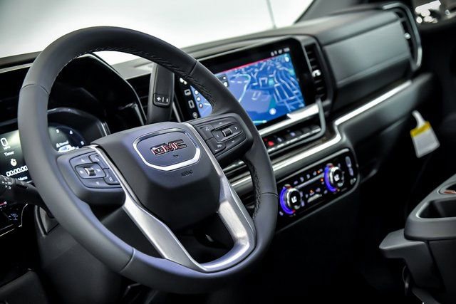 New 2025 GMC Sierra 1500 SLE w/ Preferred Package image 10
